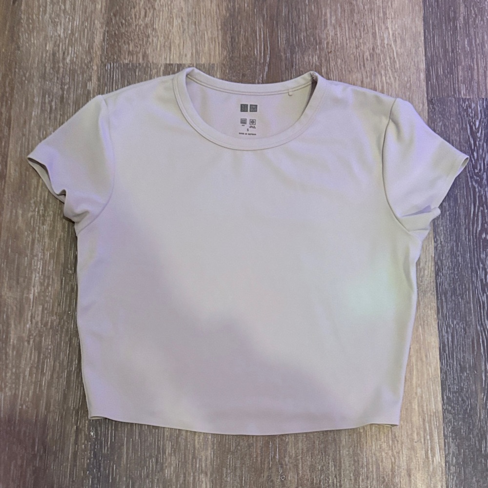 Uniqlo Women's Pink/Beige Short Sleeve Tee